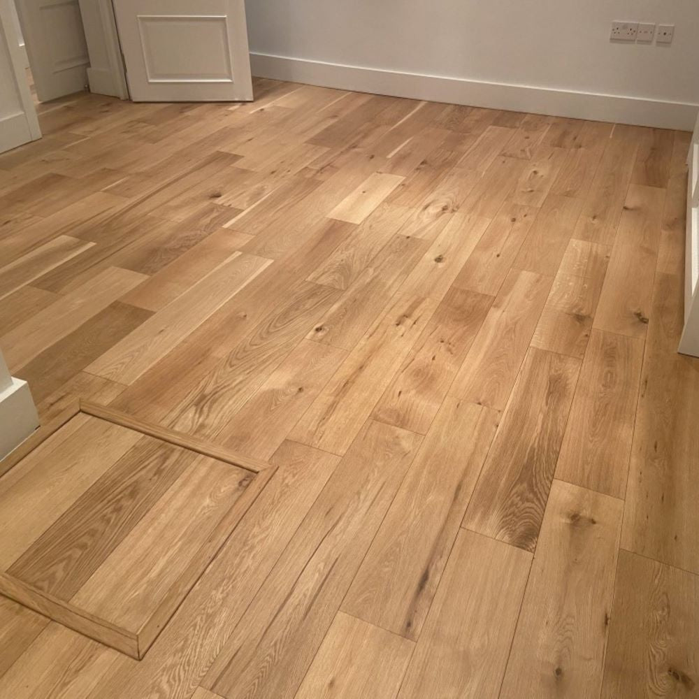 Cobham Natural Brushed Oak Wood Floor 14 x 150 (mm)