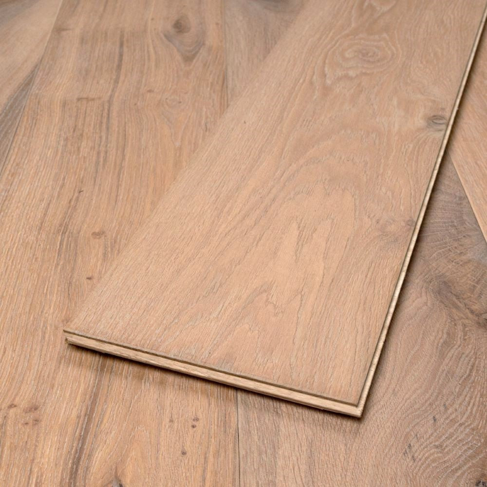 VICTORIAN ANTIQUE WHITE OAK FLOORING 15 X 220 X 2200 (MM)